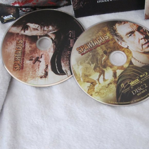 Must Bundle - Spartacus - The Complete First Season - Picture 4 of 7